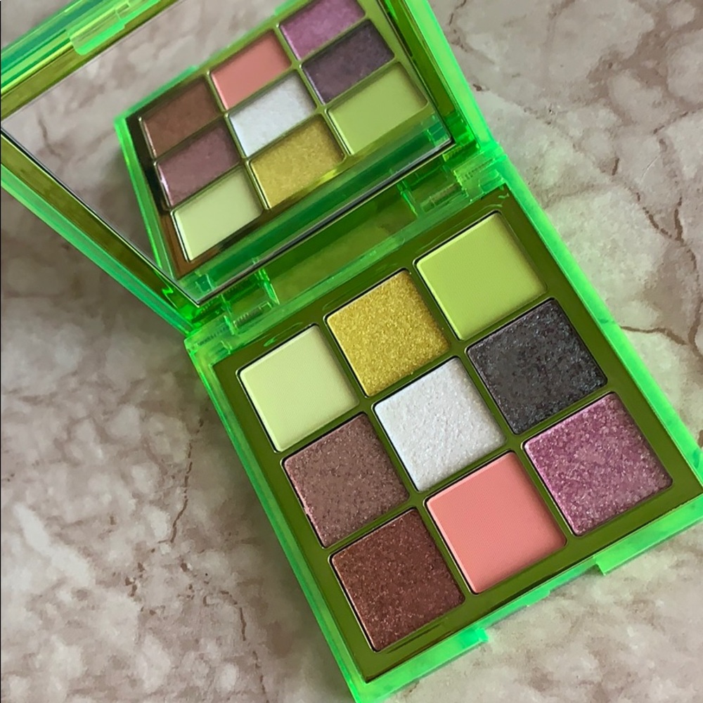 Huda Beauty Neon (Green) Palette